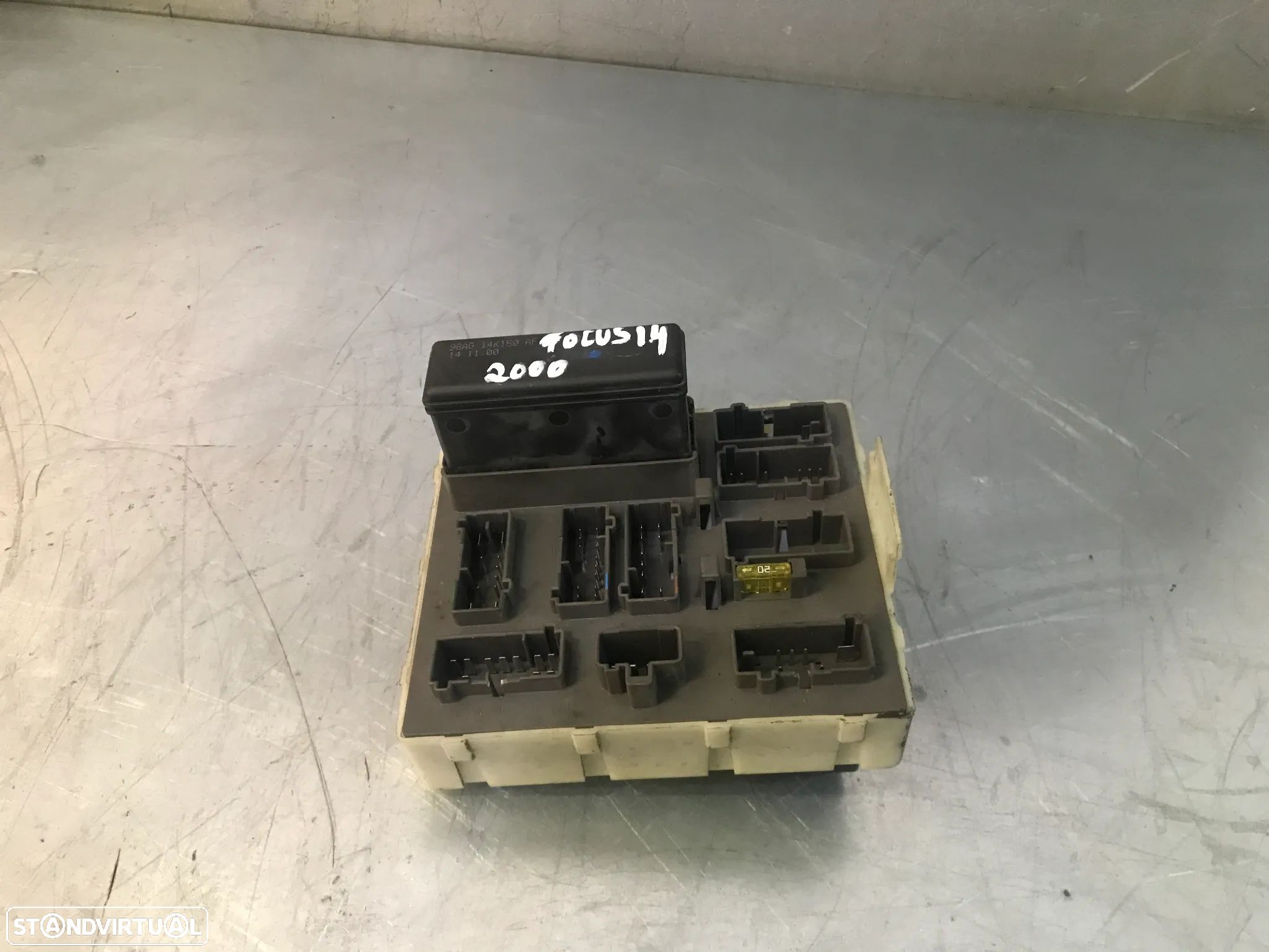 CAIXA DE FUSIVEIS FORD FOCUS MK1 98-03 98AG-14A073-CH - 1