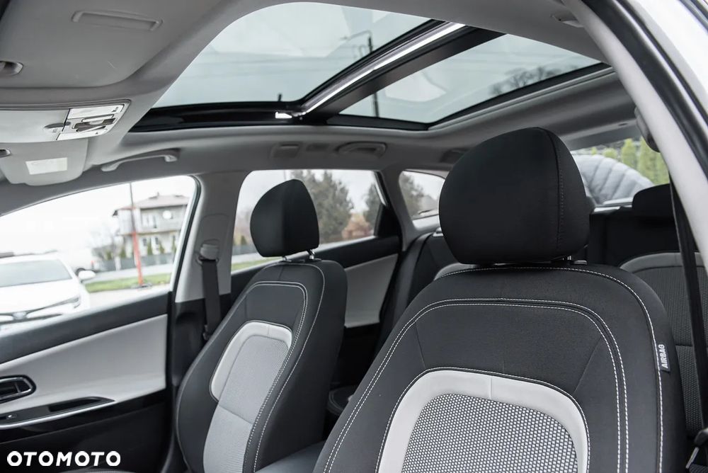 Kia Ceed 1.6 GDI DCT Platinum Edition - 18