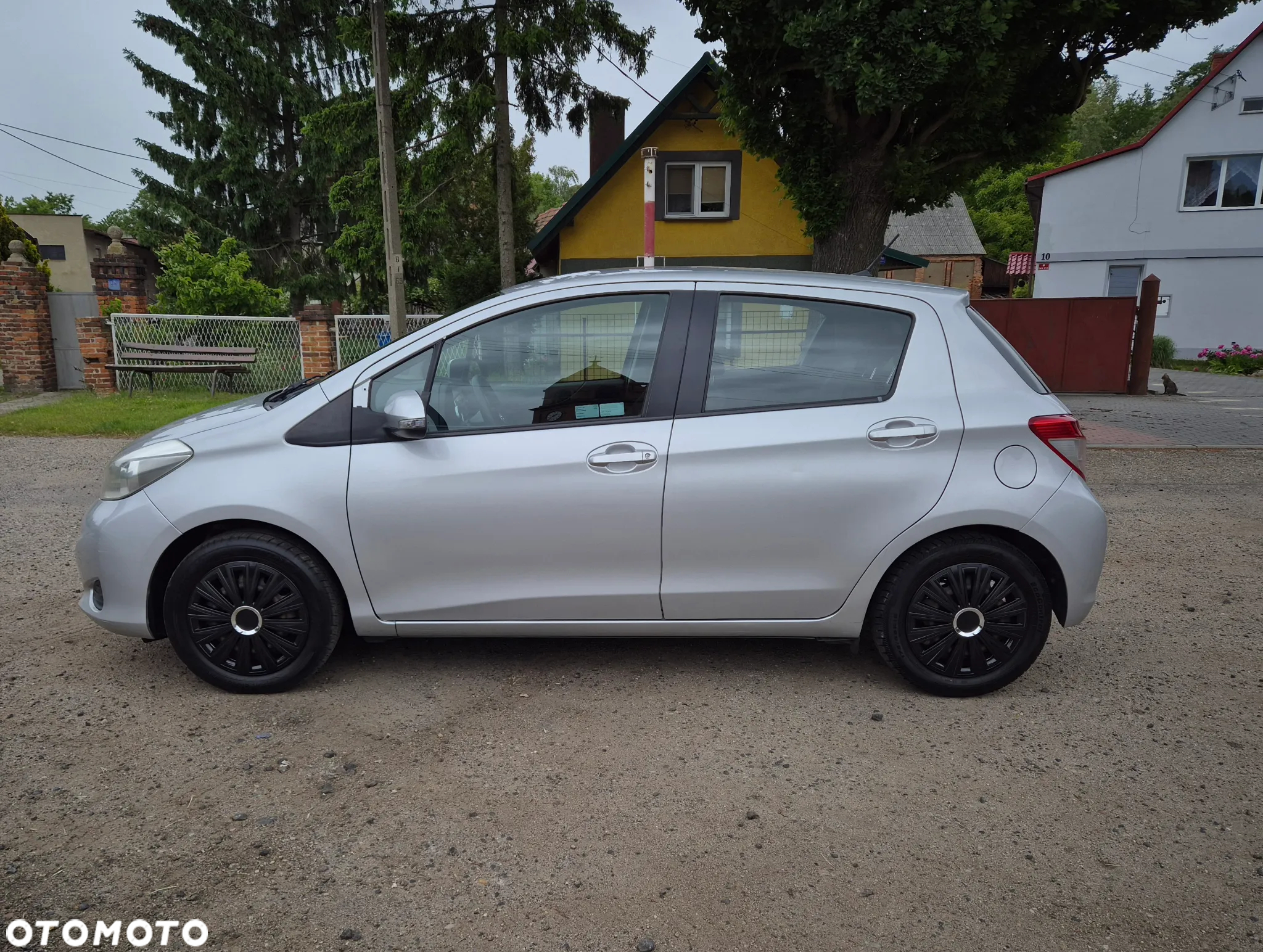 Toyota Yaris 1.0 Active - 10