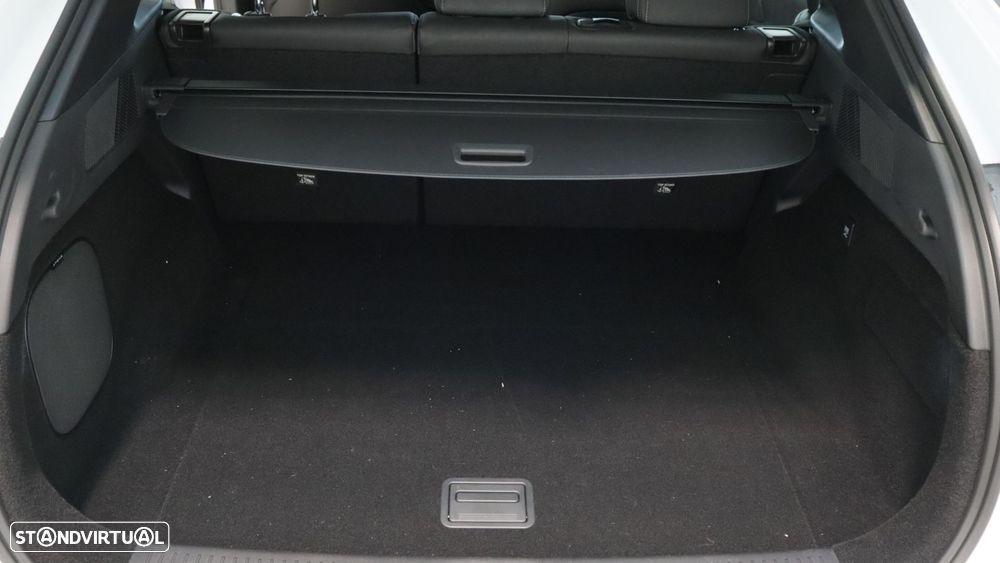 Xpeng G6 87.5 kWh Long Range - 17