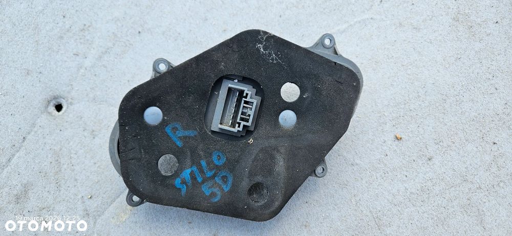 Wkład lampy prawy tył tylny Fiat Stilo 2003r 5d hatchback - 2
