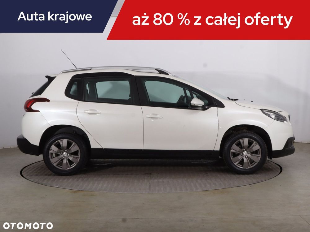Peugeot 2008 - 8