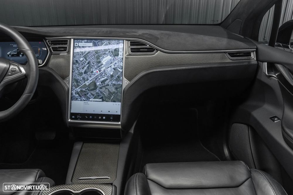 Tesla Model X 100D - 8