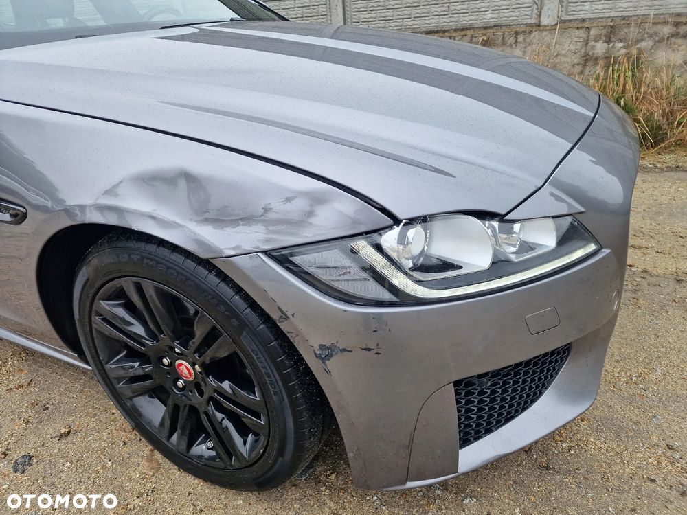 Jaguar XF 20d Sportbrake R-Sport - 23