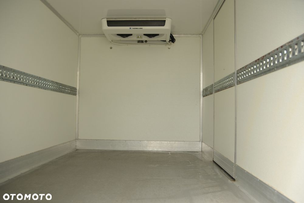 Iveco DAILY/MROŹNIA/CHŁODNIA/IZOTERMA/ZASILANIE 230V/THERMO KING/IGLOCAR/SALON POLSKA/SERWIS IVECO - 17