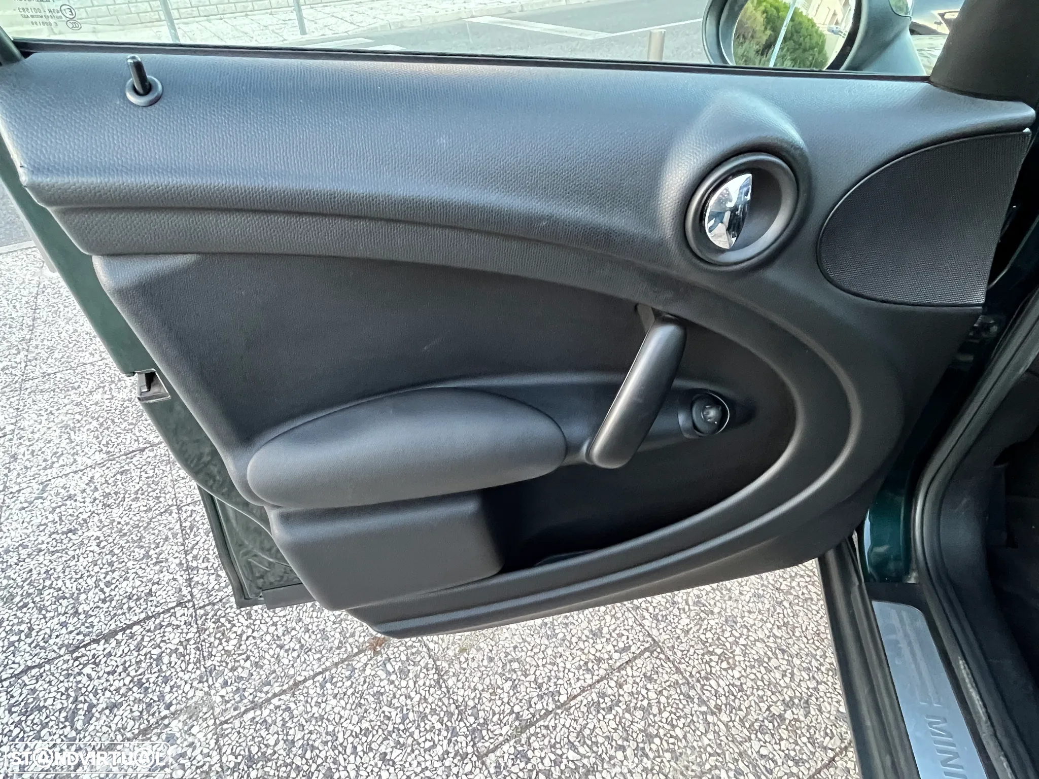 MINI Countryman Cooper D - 16