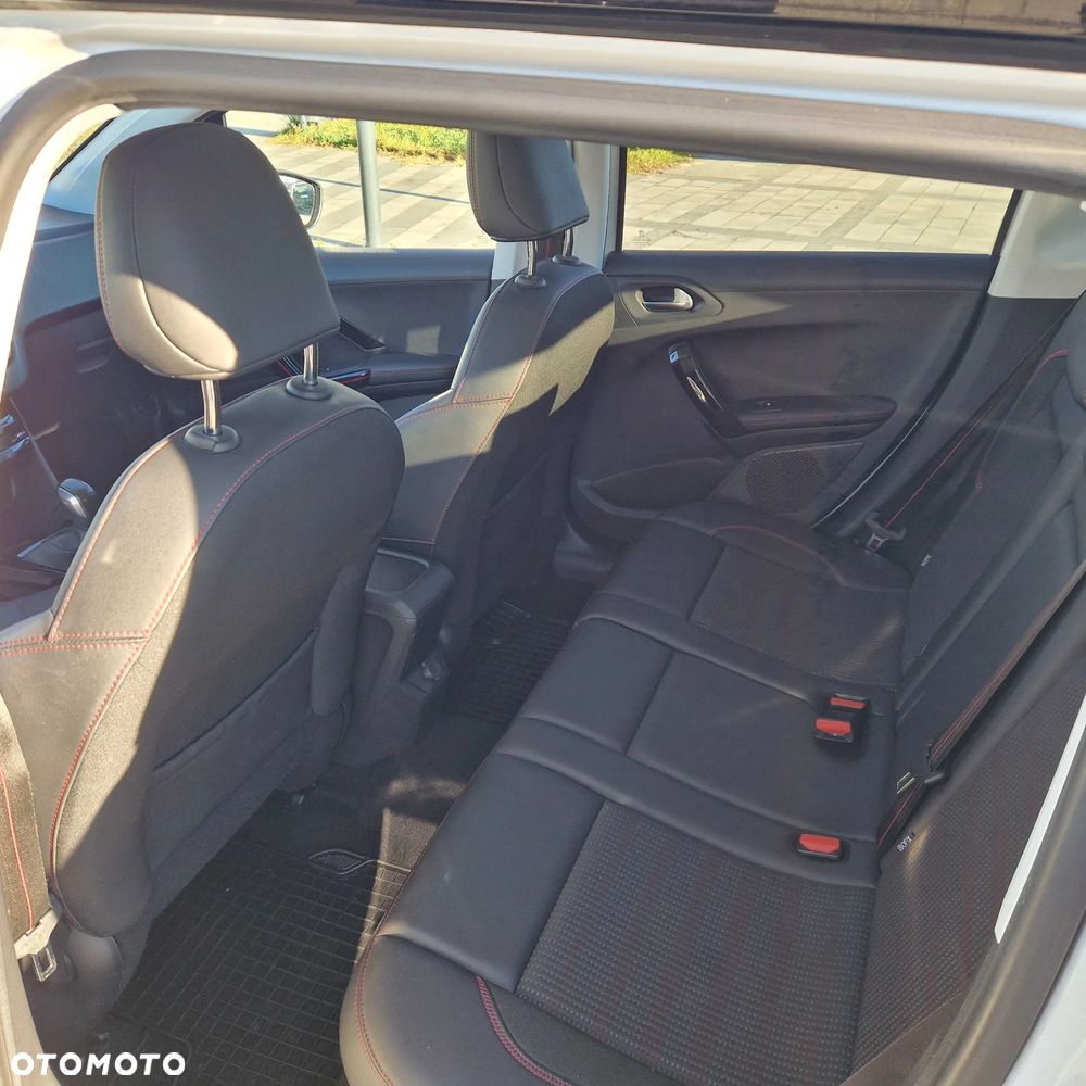 Peugeot 2008 PureTech 110 Stop&Start GT-Line Edition - 12