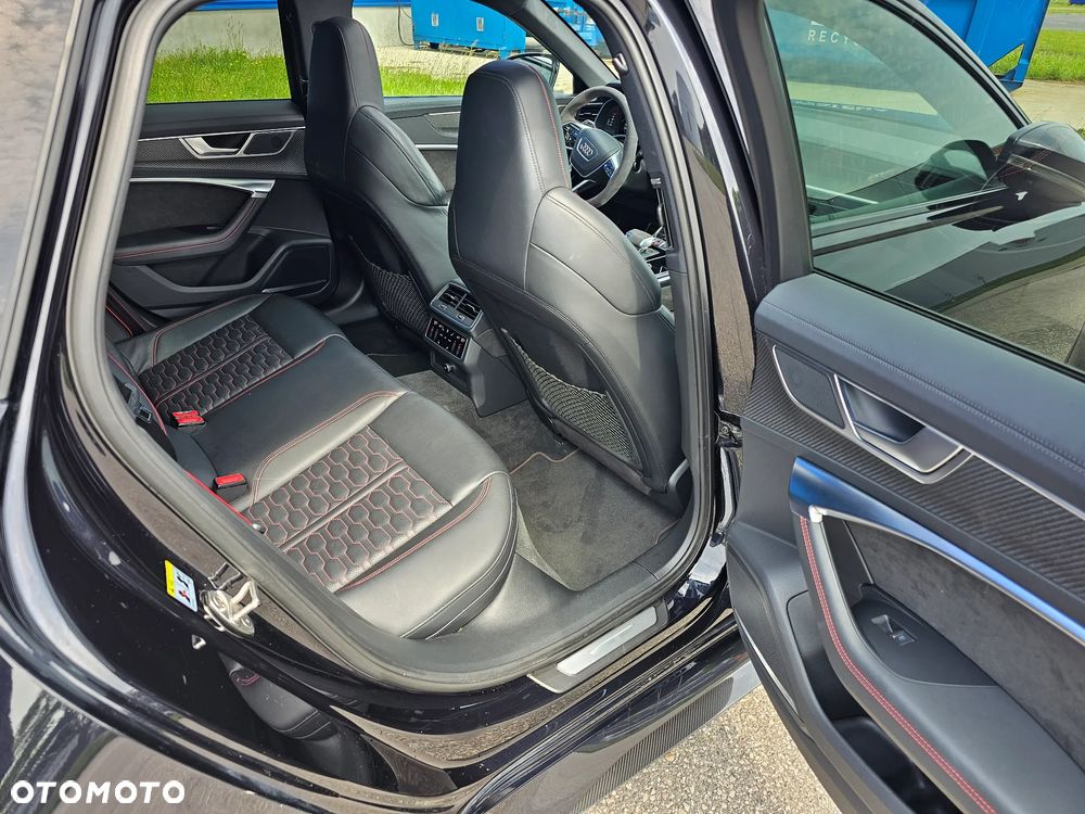 Audi RS6 Avant - 18