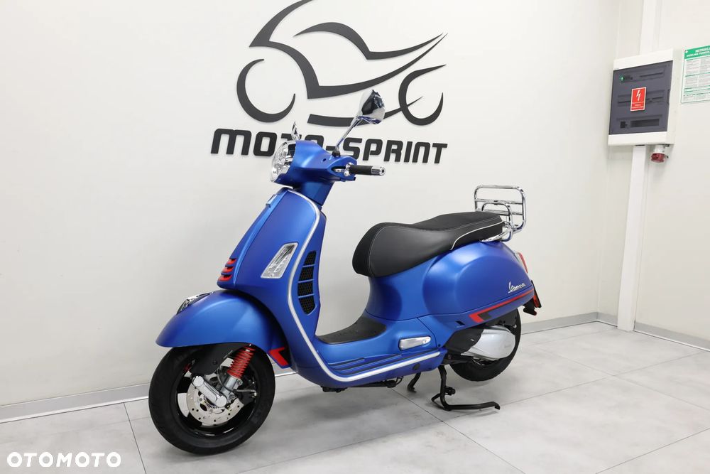 Vespa GTS - 5