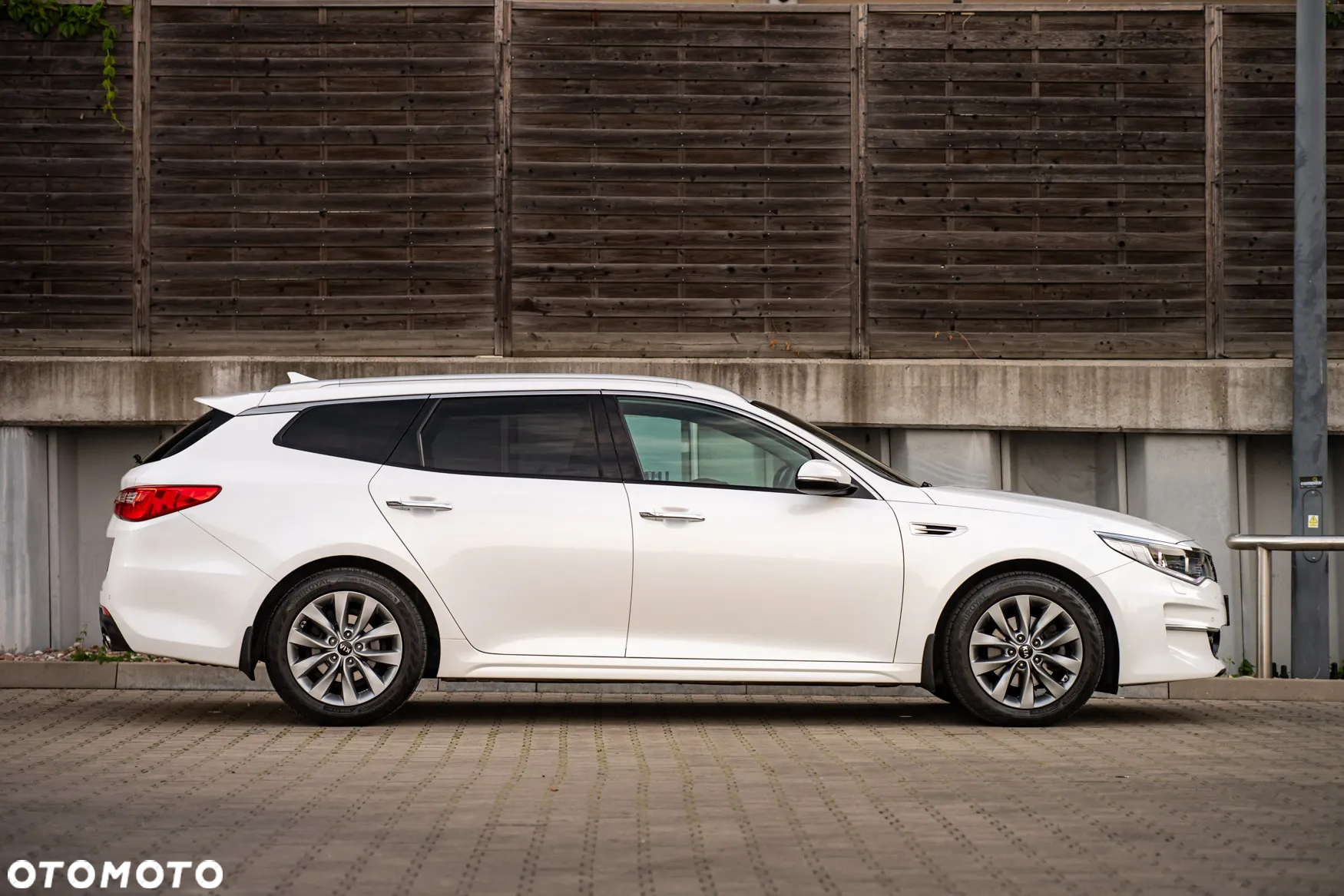Kia Optima 1.7 CRDI L DCT - 8