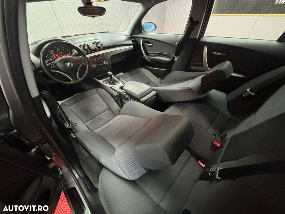 BMW Seria 1 116i - 12