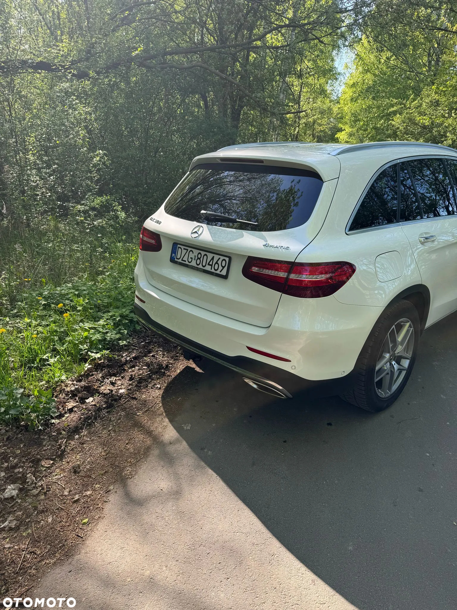 Mercedes-Benz GLC 300 4Matic 9G-TRONIC AMG Line - 15