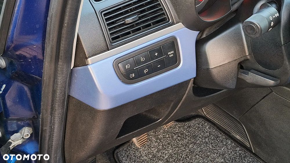 Fiat Grande Punto - 21