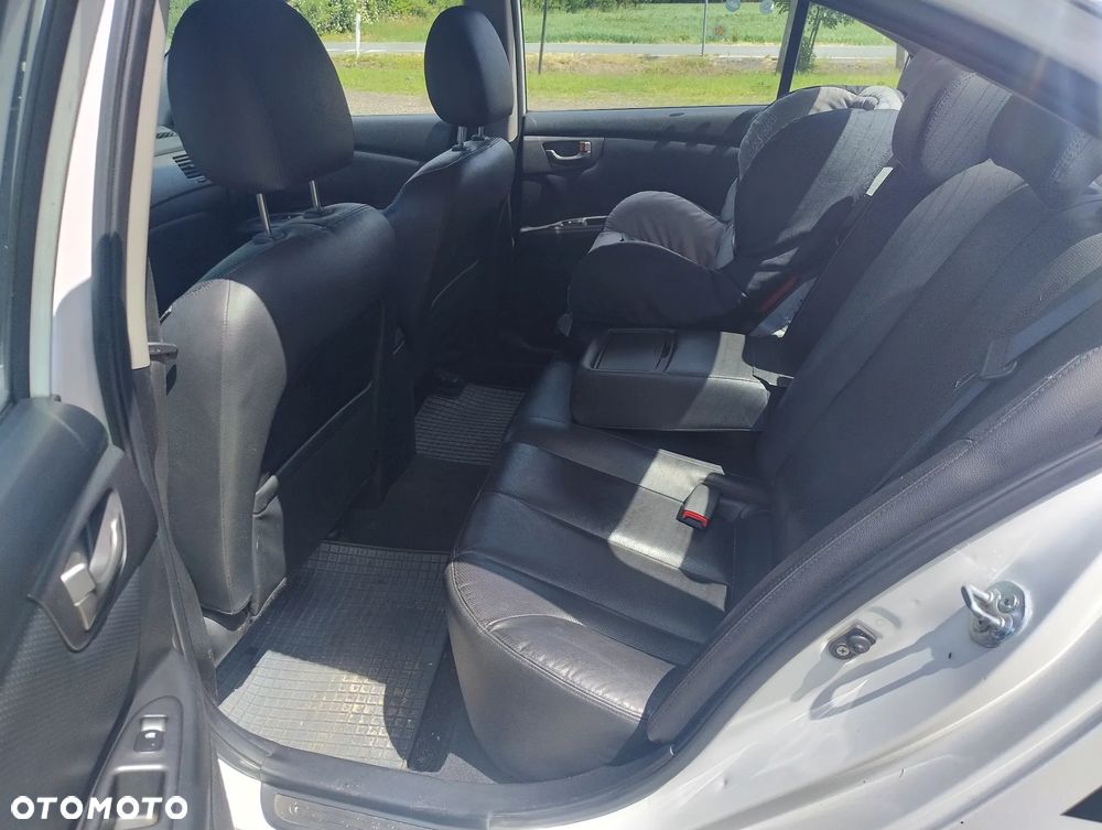 Kia Magentis 2.0 CRDi Platinium - 9