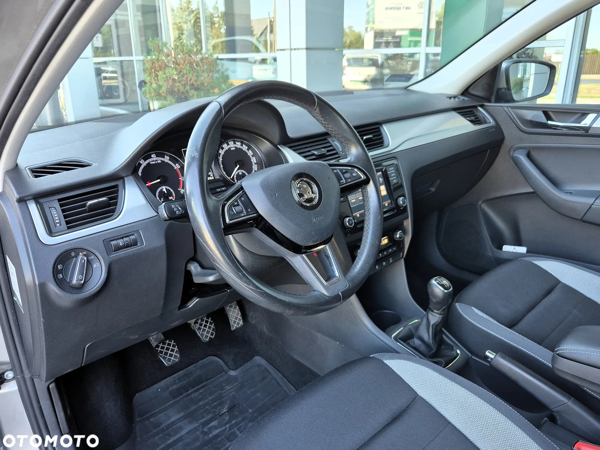 Skoda RAPID 1.0 TSI Ambition - 11