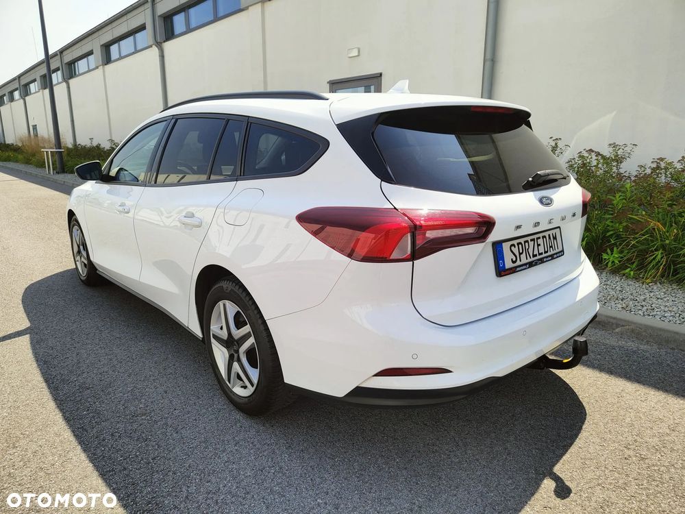 Ford Focus 1.5 EcoBlue STart-Stopp-System TITANIUM - 6