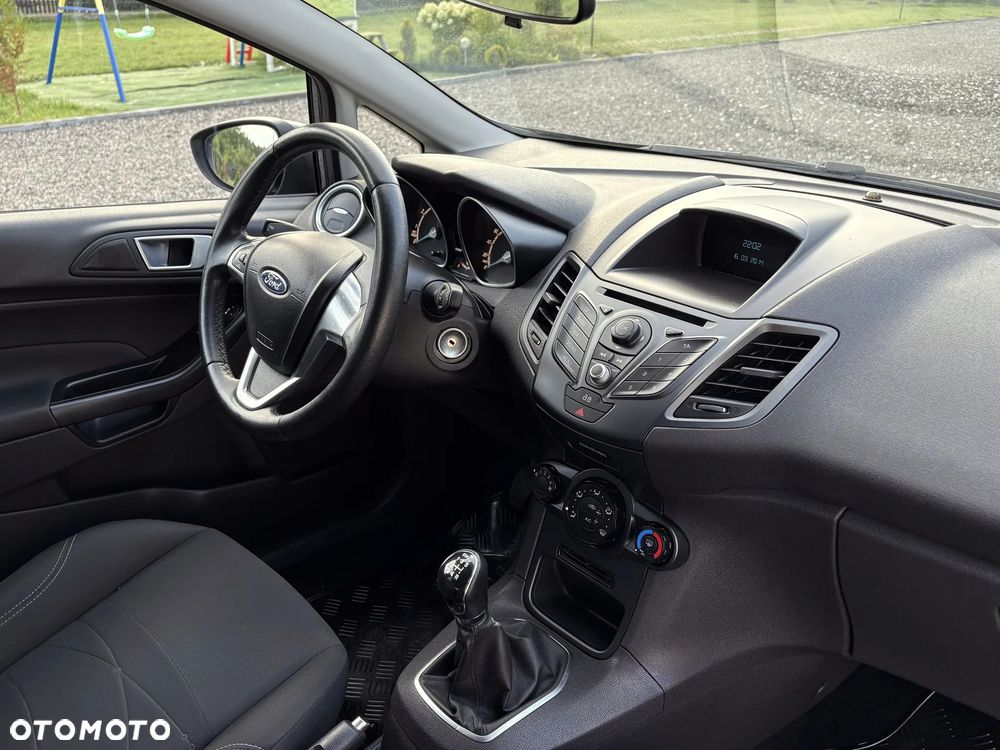 Ford Fiesta 1.25 Titanium EU5 - 18