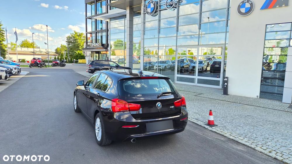 BMW Seria 1 118i GPF Sport Line - 26