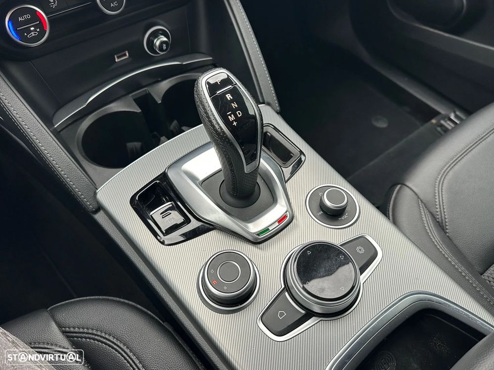 Alfa Romeo Stelvio 2.2 D Sprint AT8 - 10