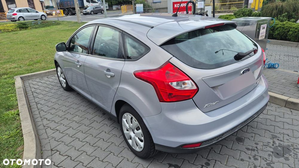 Ford Focus 1.0 EcoBoost Start-Stopp-System SYNC Edition - 11
