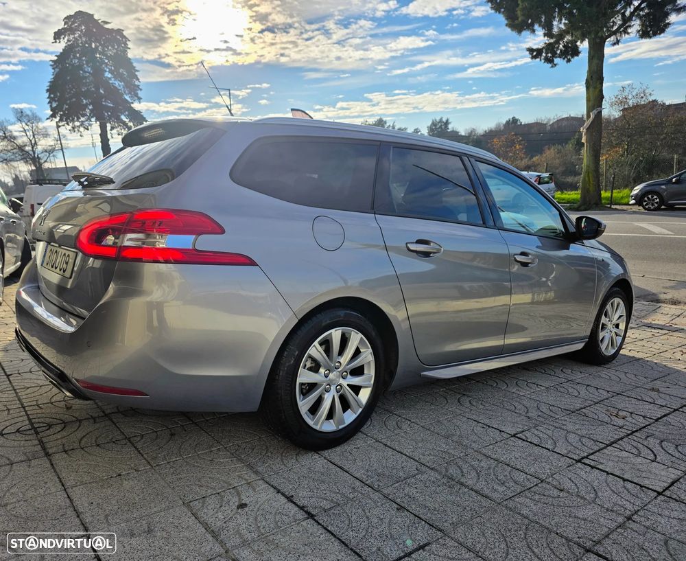 Peugeot 308 SW 1.6 BlueHDi Style - 24
