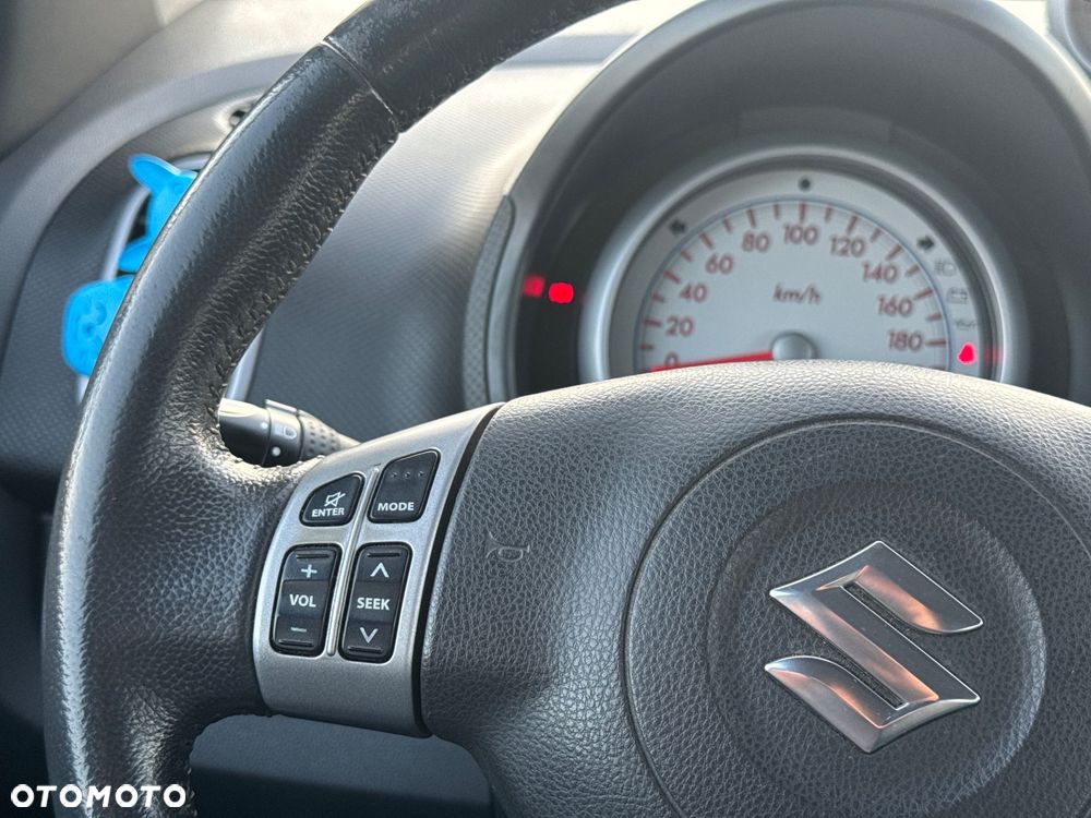 Suzuki Splash 1.3 DDiS Comfort - 36