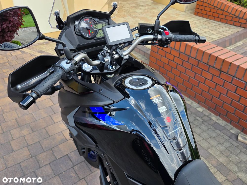 Suzuki V-STROM - 22