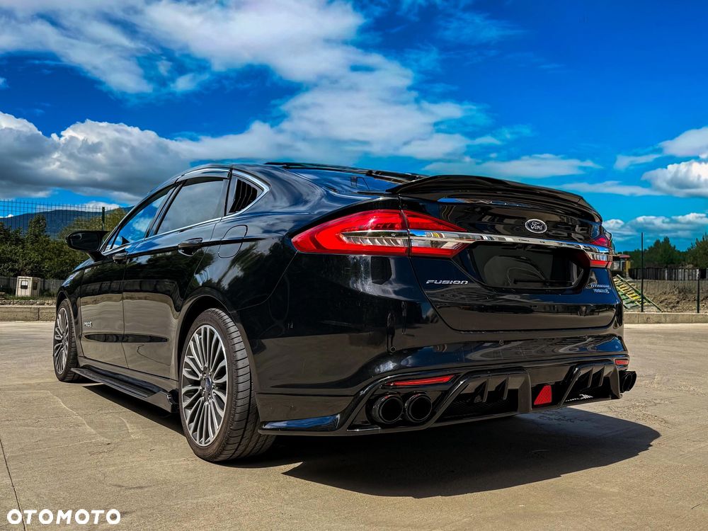 Ford Fusion - 6