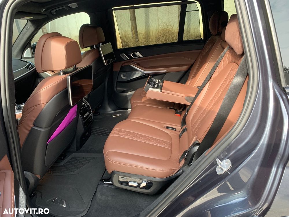 BMW X7 M50d - 6