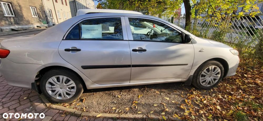 Toyota Corolla 1.6 VVT-i Luna - 1