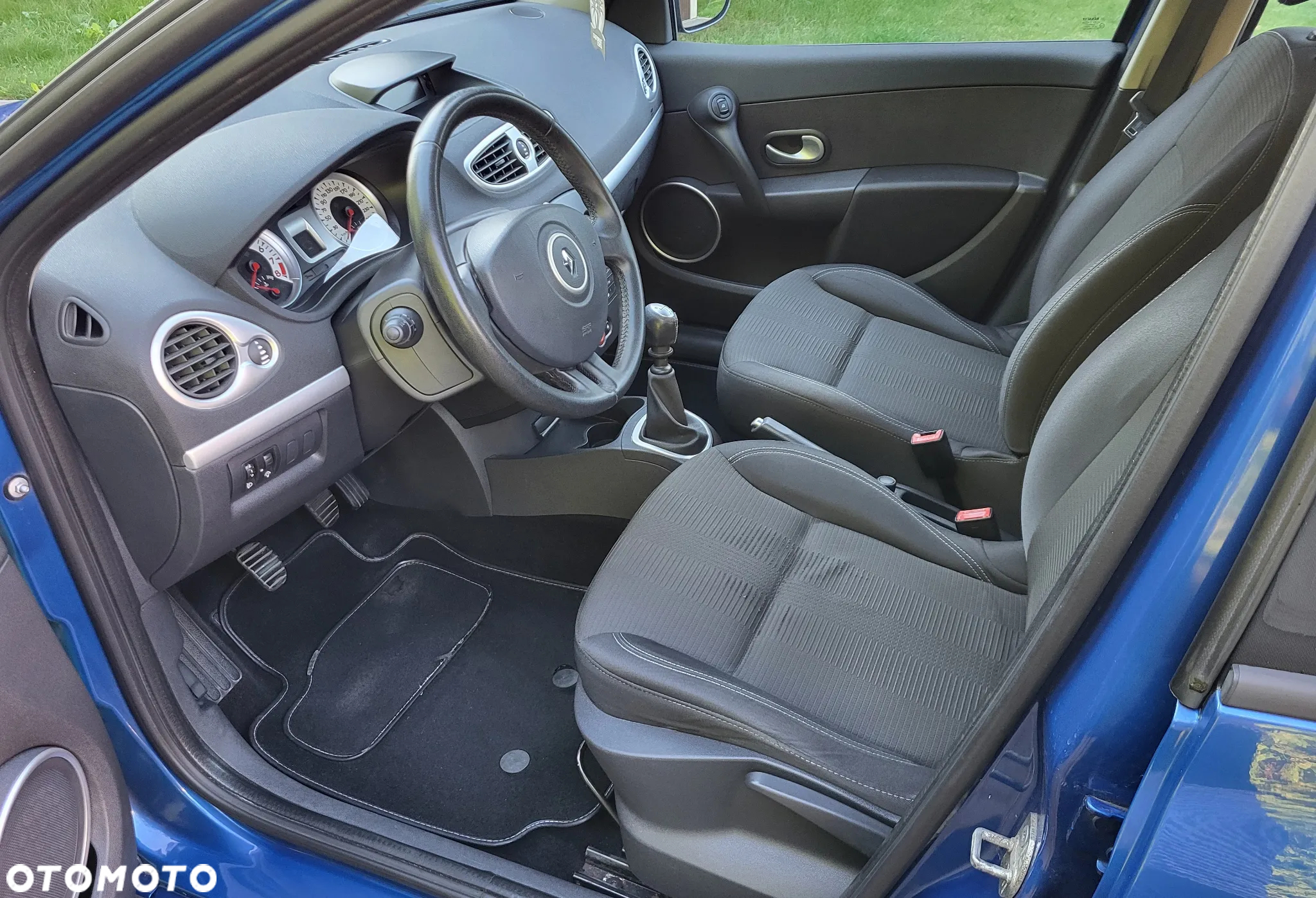 Renault Clio 1.6 16V GT - 5