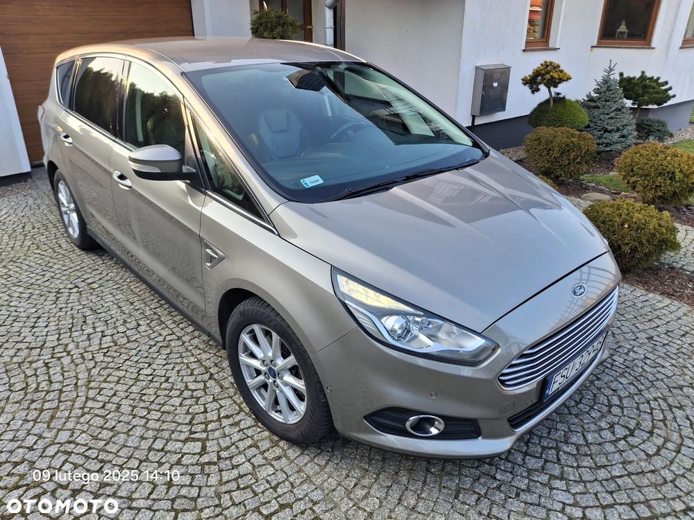 Ford S-Max - 22