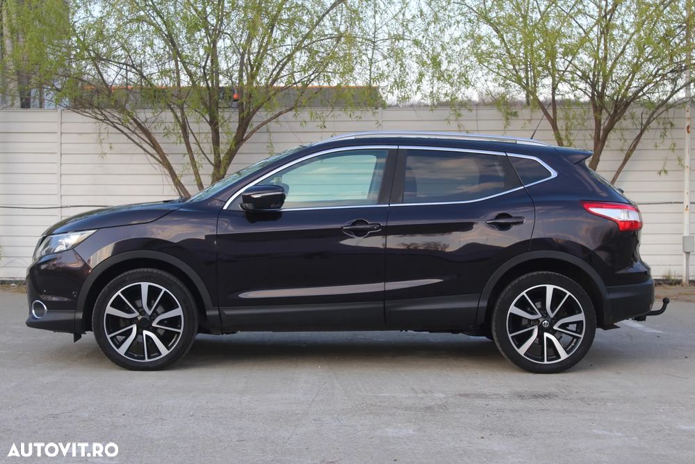Nissan Qashqai 1.6 DCI 4 x 4 DPF Start/Stop tekna - 9
