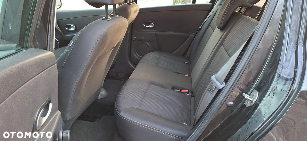 Renault Clio TCe 100 Dynamique - 8