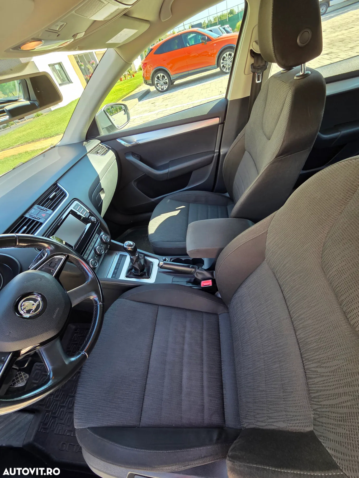 Skoda Octavia 1.6 TDI AMBITION - 15