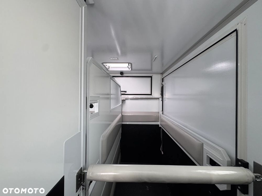 Toyota Proace MAX - 12