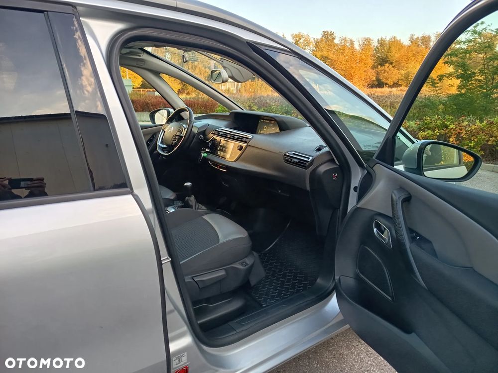 Citroën C4 Grand Picasso e-HDi 115 Exclusive - 35