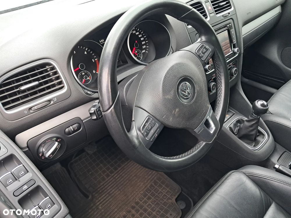 Volkswagen Golf 2.0 TDI DPF Highline - 14