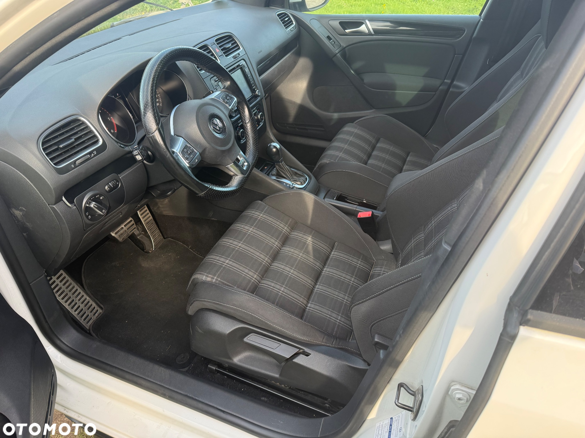 Volkswagen Golf VI 2.0 TDI GTD DSG - 6