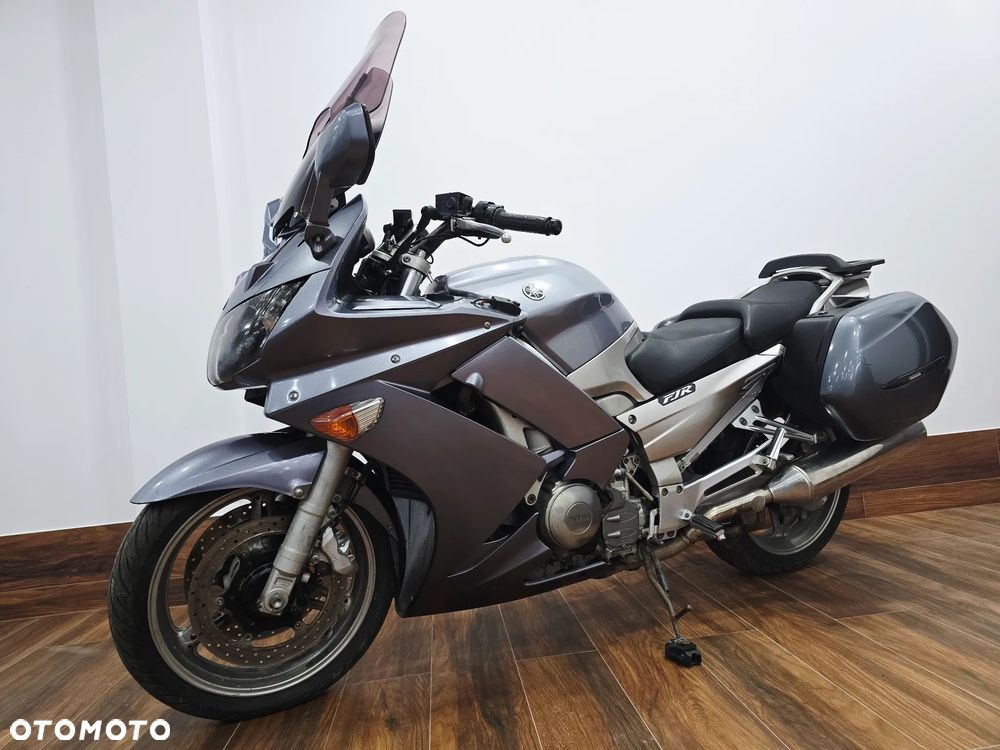 Yamaha FJR - 23