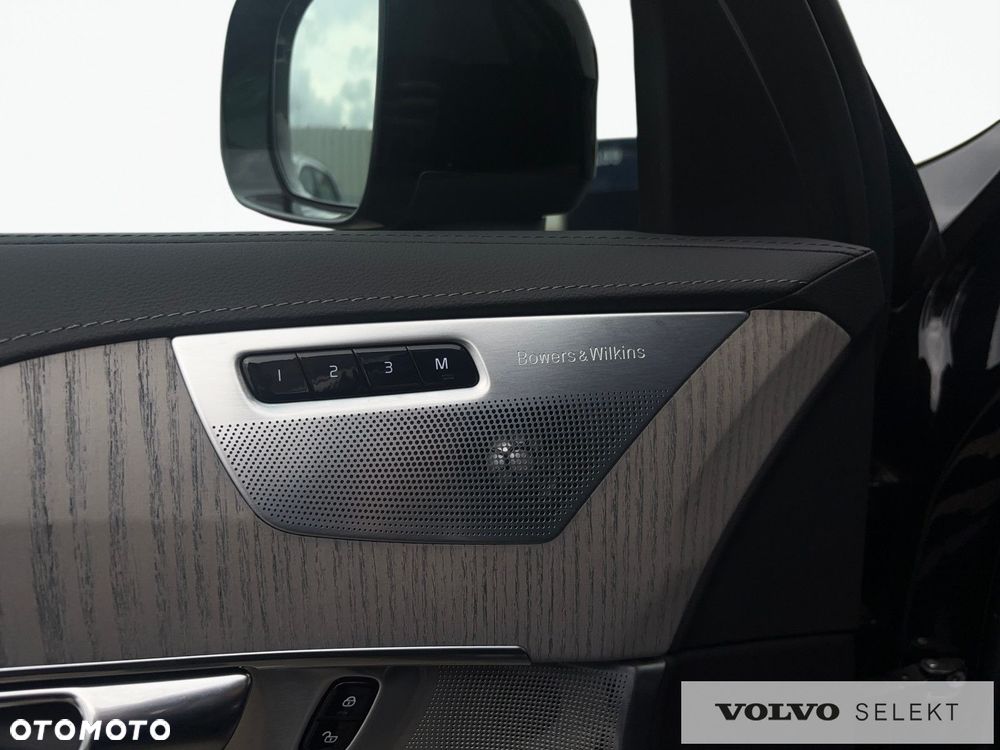Volvo XC 90 - 20