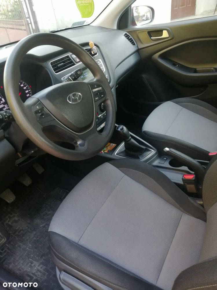 Hyundai i20 - 3