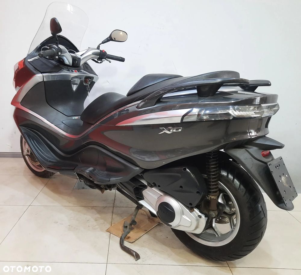 Piaggio X10 - 4