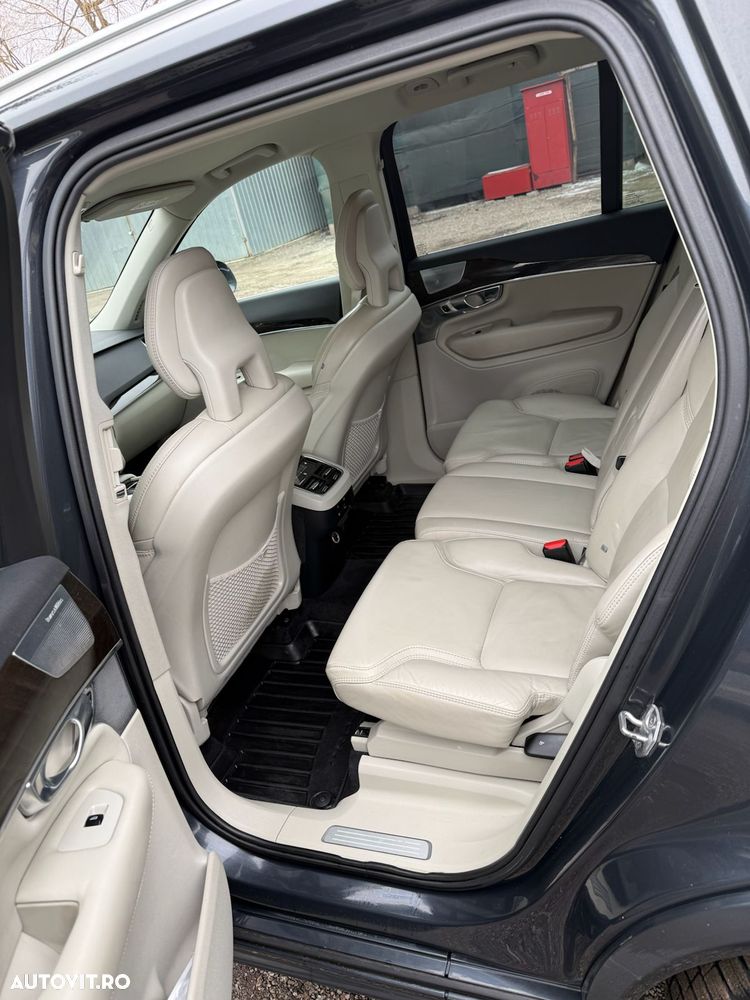 Volvo XC 90 D5 AWD Inscription - 7