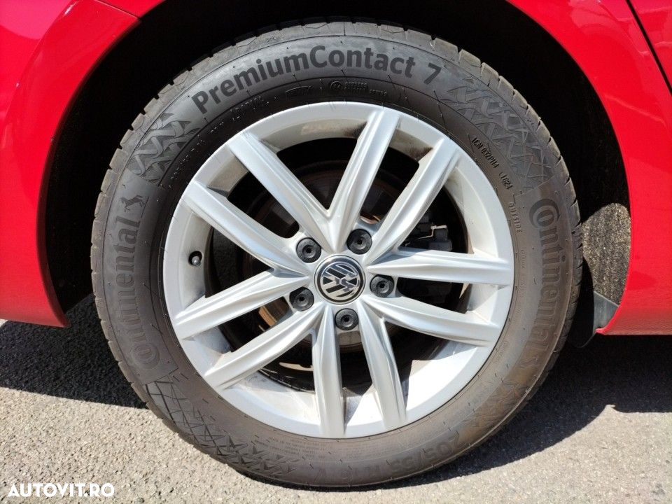 Volkswagen Golf - 19