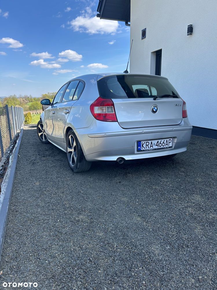 BMW Seria 1 120d - 4