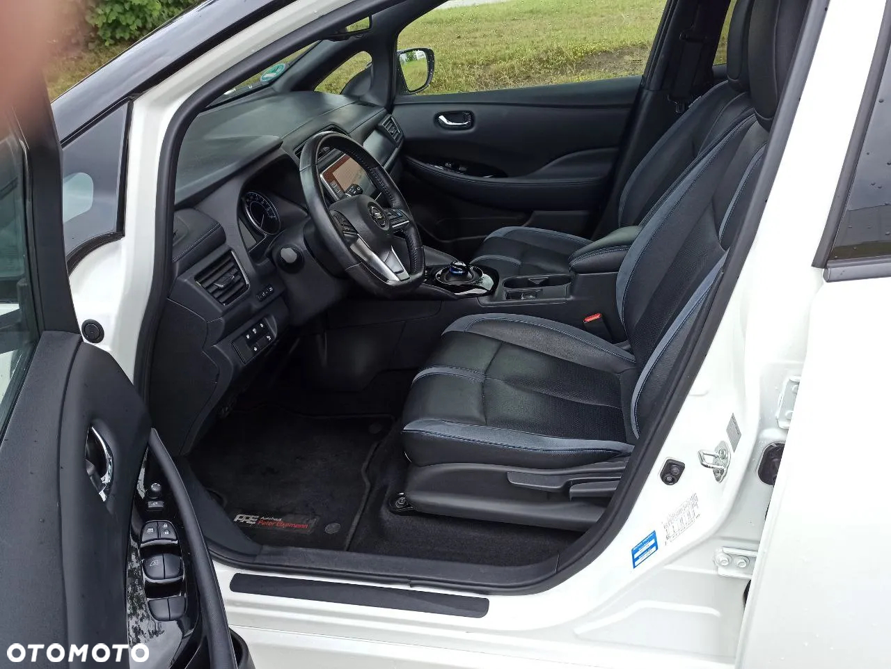 Nissan Leaf 40kWh Tekna - 9