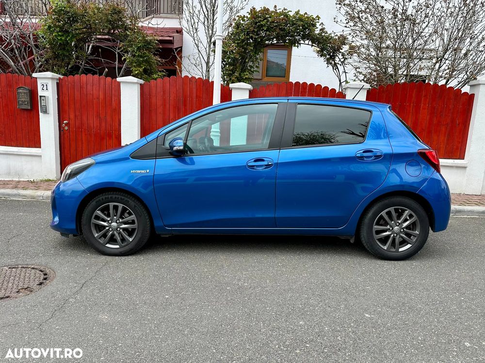 Toyota Yaris - 4