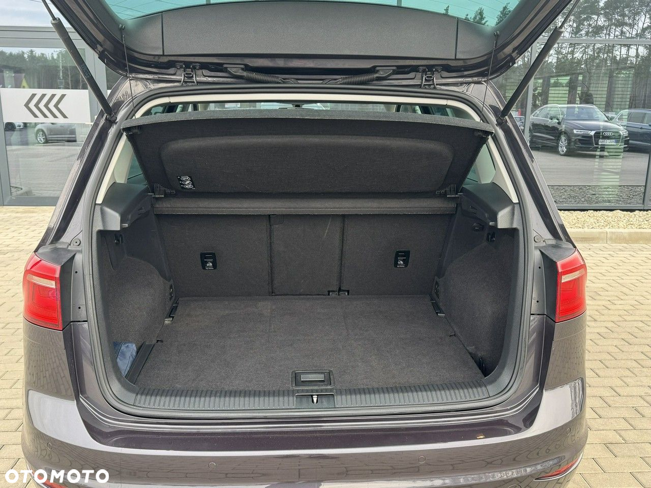 Volkswagen Golf Sportsvan 1.4 TSI BlueMotion Technology Lounge - 26