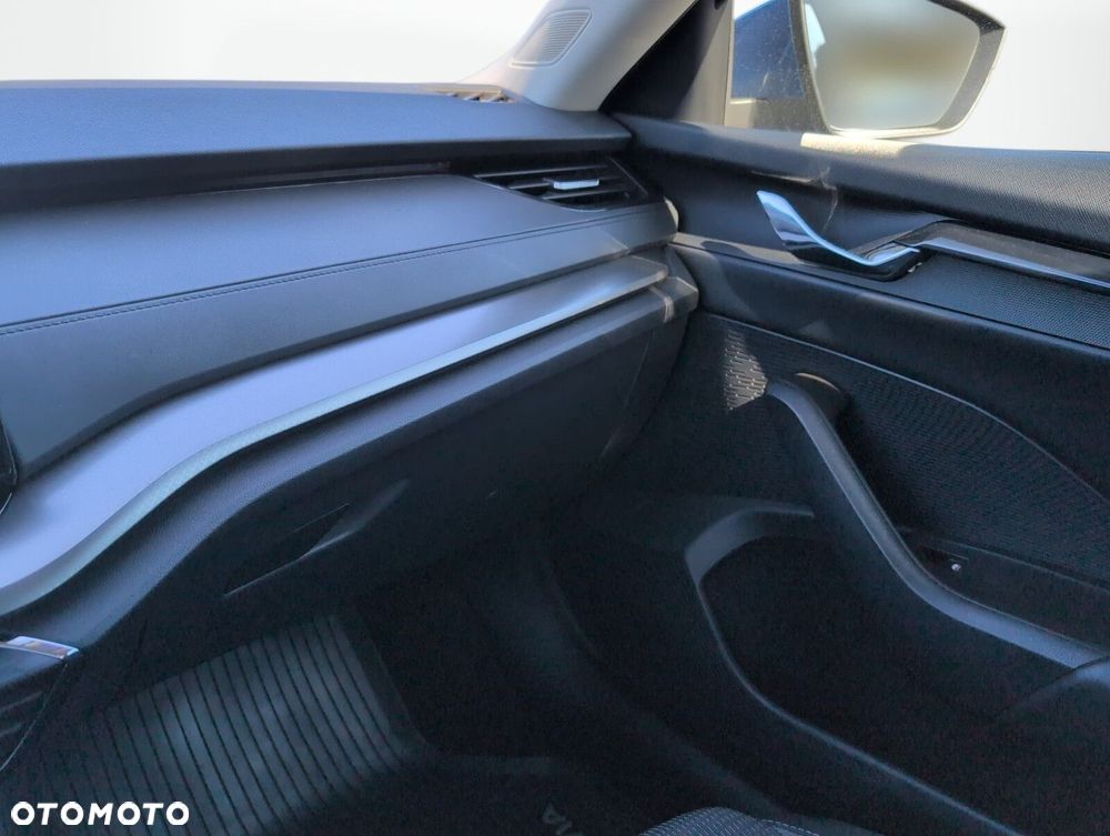 Skoda Octavia 1.5 TSI ACT Ambition - 28